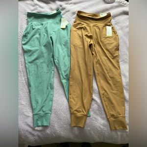 2 Old Navy High-Rise Joggers - Size S
